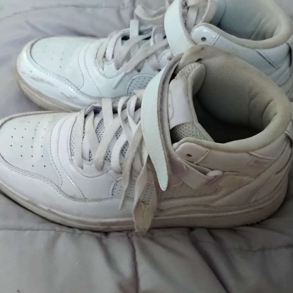 And1 high top basketball sneakers